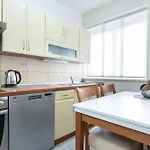 Apartment May سبليت
