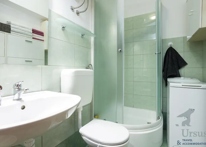 Apartment May 公寓 *